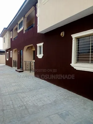 3bdrm Apartment in Ologuneru for rent