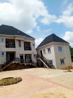 1bdrm Room & Parlour in Ologuneru for rent
