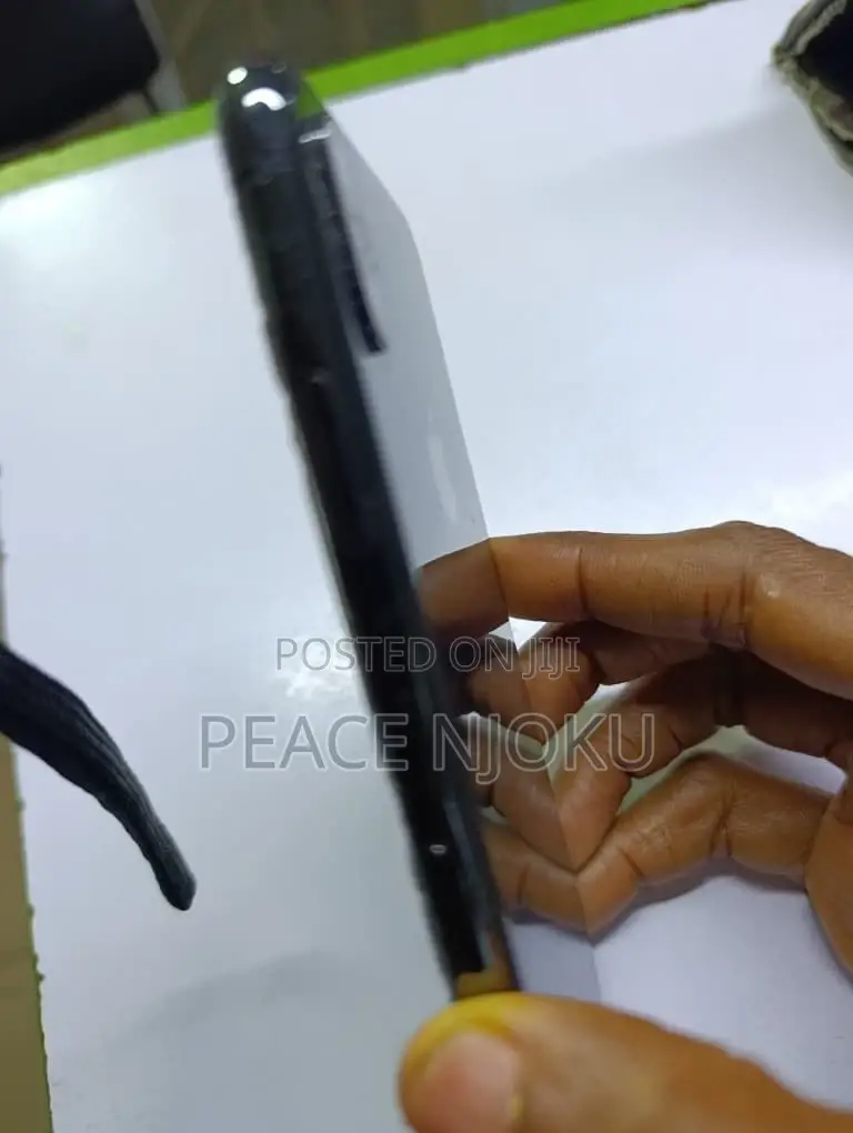 Apple iPhone XS 64 GB Black