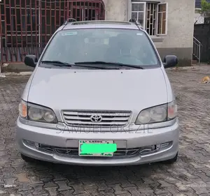 Toyota Picnic 2.0 FWD 2003 Silver