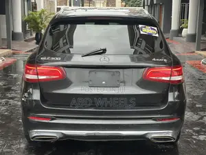 Mercedes-Benz GLC-Class 2016 Black