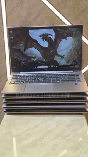 Laptop HP ZBook Firefly G8 16GB Intel Core i7 SSD 256GB