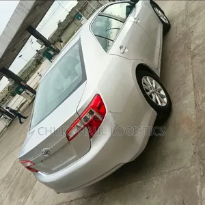 Toyota Camry LE 4dr Sedan (2.5L 4cyl 6A) 2012 Silver