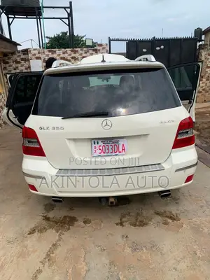 Mercedes-Benz GLK-Class 350 4MATIC 2011 White