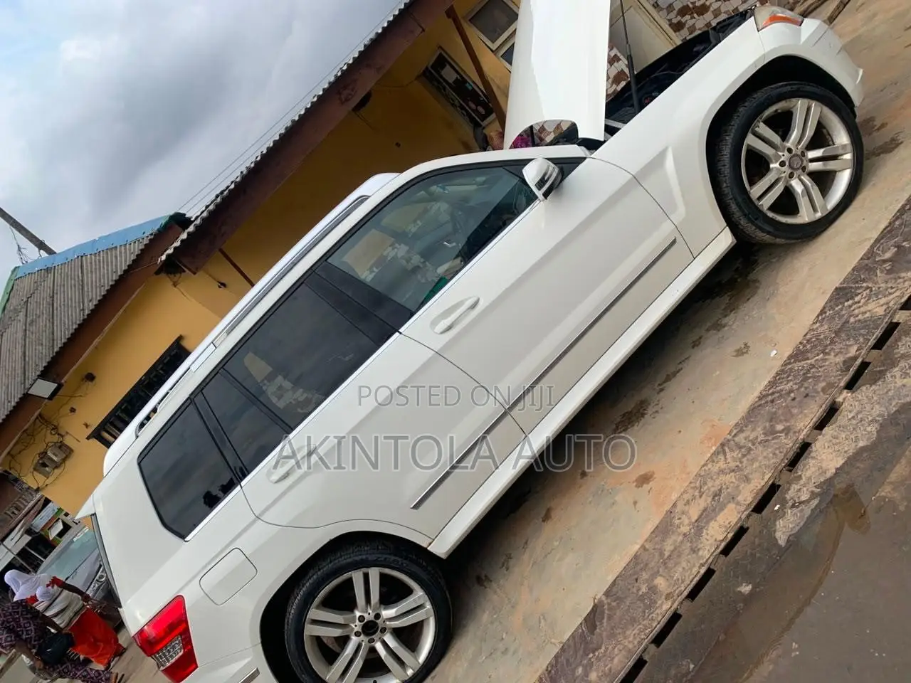 Mercedes-Benz GLK-Class 350 4MATIC 2011 White