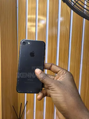 Apple iPhone 7 128 GB Black
