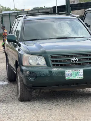 Toyota Highlander 2004 Green
