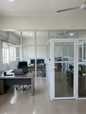 Modern Aluminum Office Partitions and Glass Demarcation
