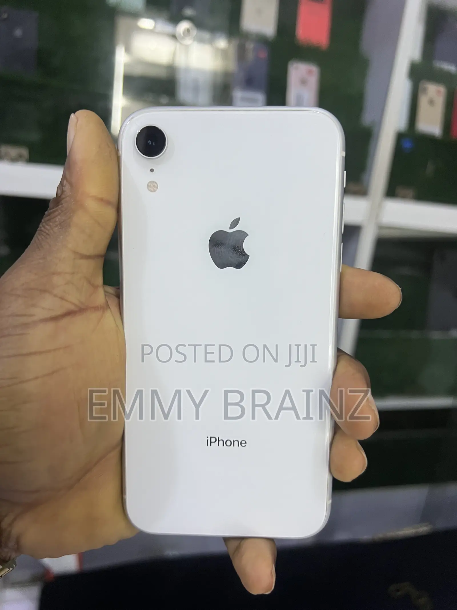 Apple iPhone XR 64 GB White