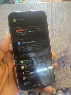 Apple iPhone XR 64 GB White