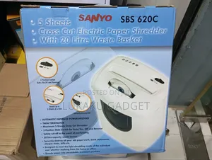 Sanyo SBC-620 Electric Paper Shredder