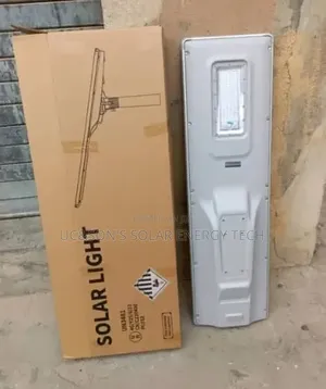 Sukhig 150w Solar Street With (Lifepo4battery) Inbuilt. Led 12800lumen