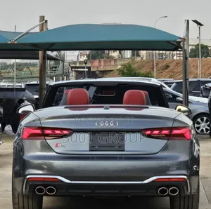 Audi S5 2021 Off white