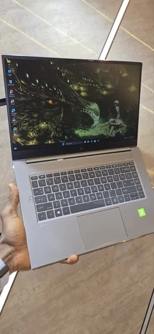 Laptop HP Zbook Studio G7 32GB Intel Core i7 SSD 512GB