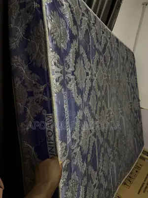 Used 41⁄2 × 6ft Mattress – Good Condition
