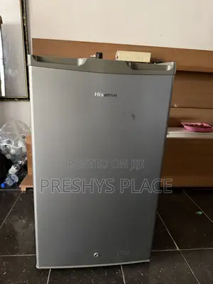 100L Hisense Table Top Refrigerator