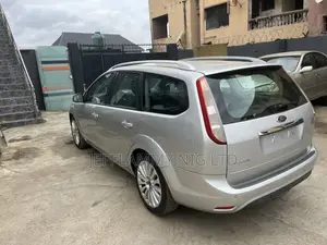 Ford Focus 2009 Silver