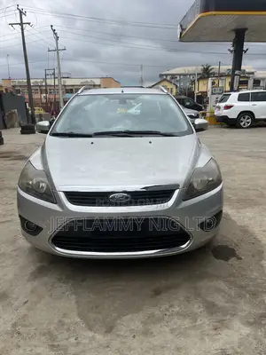 Ford Focus 2009 Silver