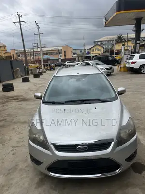 Ford Focus 2009 Silver
