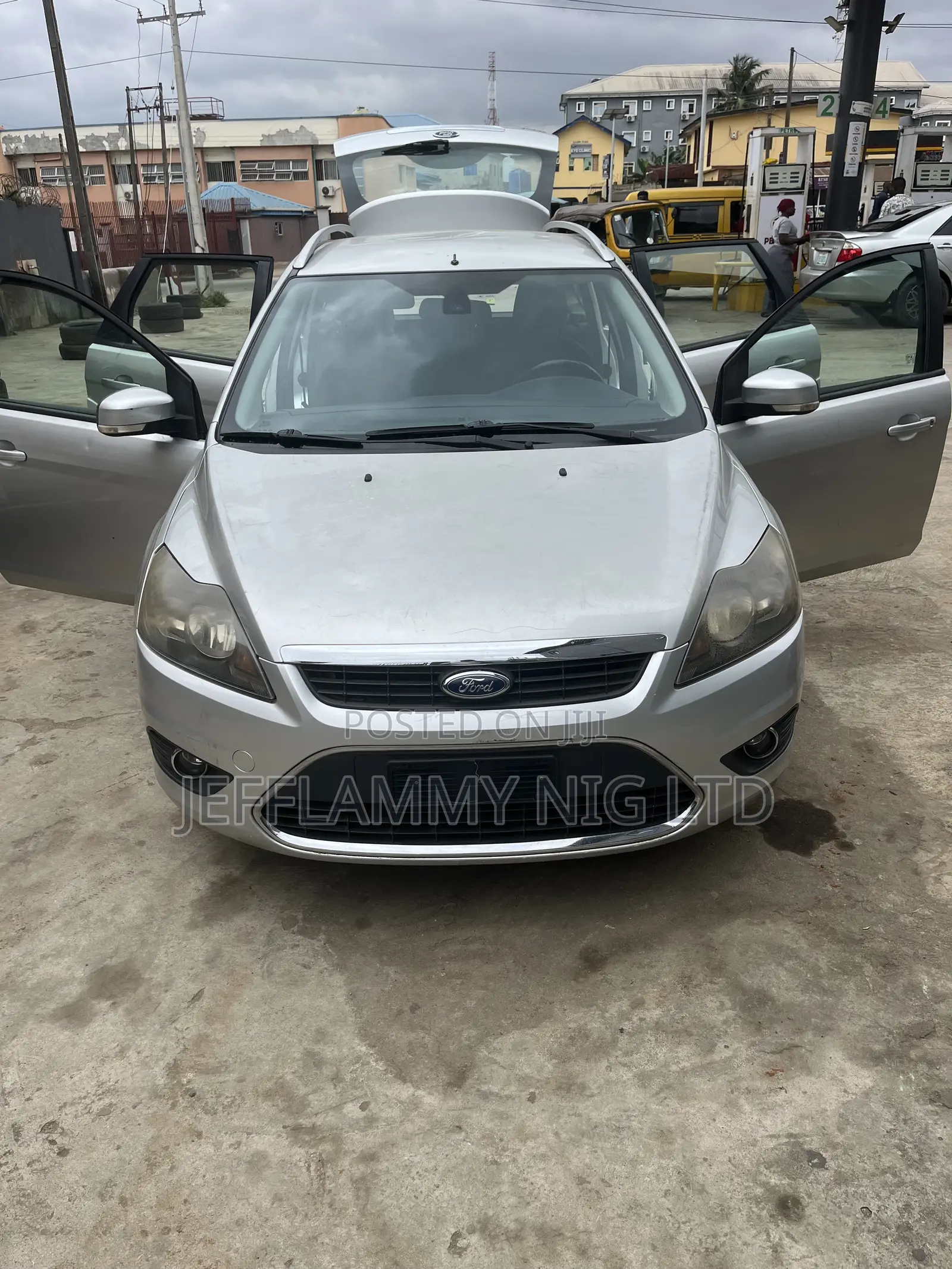 Ford Focus 2009 Silver