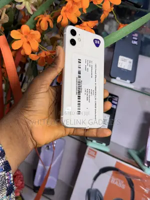 Apple iPhone 11 128 GB White