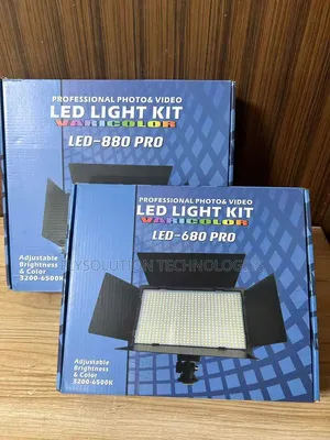 LED-880 680 PRO Professional Photo Video LED Light Kit