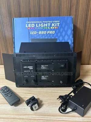 Professional Photo Video LED Light Kit (LED-880 PRO)