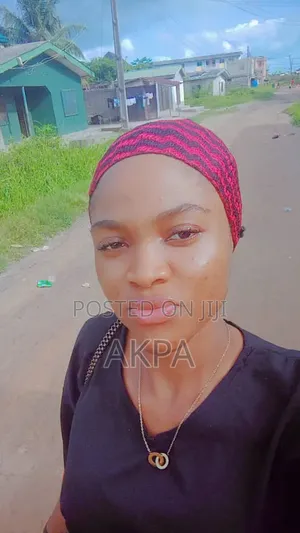 Customers Service Assistant