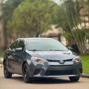 Toyota Corolla LE 4dr Sedan (1.8L 4cyl CVT) 2016 Gray