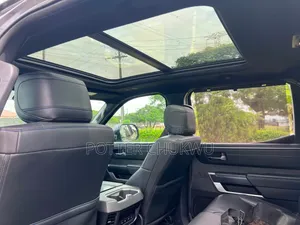 Toyota Tundra Platinum 2022 Gray