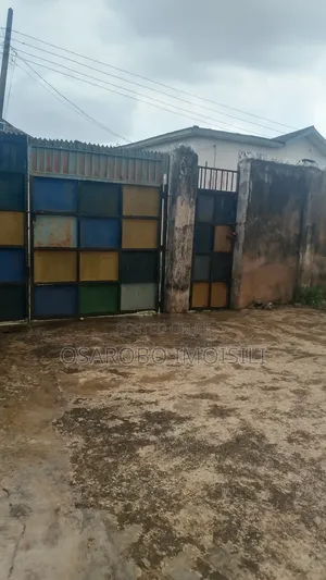 6bdrm House in Jugju, Ado-Odo/Ota for sale