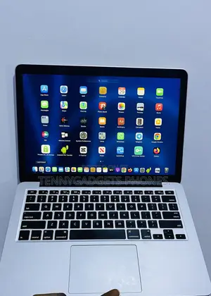 Laptop Apple MacBook Pro 2015 8GB Intel Core i3 SSD 256GB