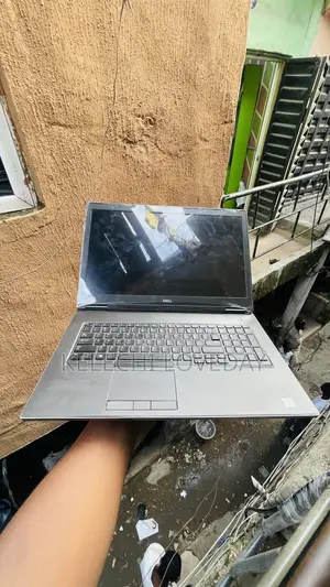 Laptop Dell Precision 7730 32GB Intel Xeon SSD 1T