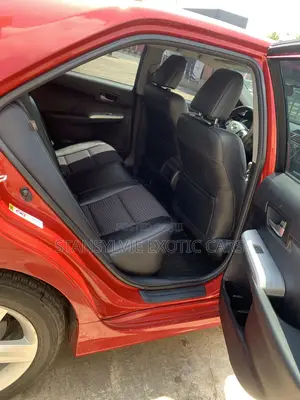 Toyota Camry SE 4dr Sedan (2.5L 4cyl 6A) 2012 Maroon