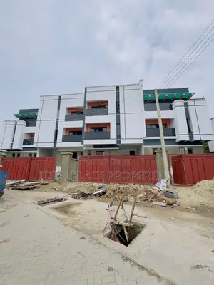 4bdrm Townhouse/Terrace in Ogudu GRA for sale