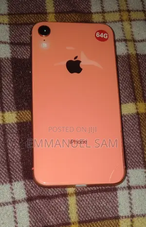 Apple iPhone XR 64 GB Red