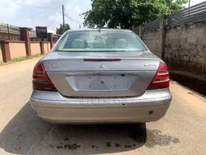 Mercedes-Benz E350 2005 Gray