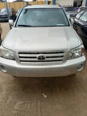 Toyota Highlander 2004 Silver