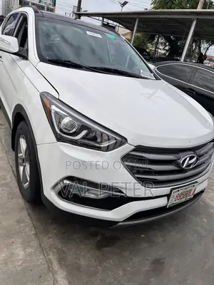 Hyundai Santa Fe SE Ultimate FWD 2018 White