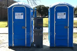 Champion Mobile Toilet