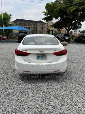 Hyundai Elantra 2013 White