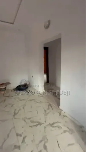 Furnished 2bdrm Block of Flats in Ajao Estate for rent