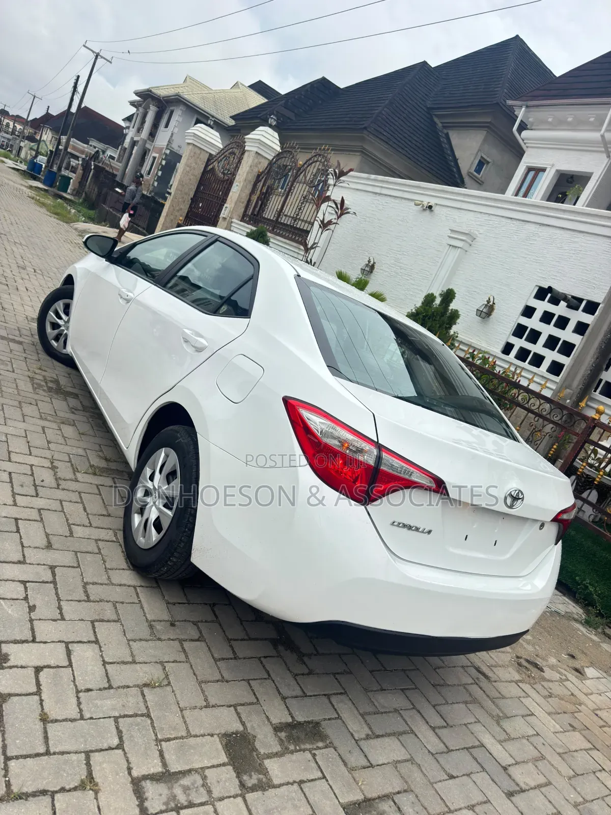 Toyota Corolla 2015 White