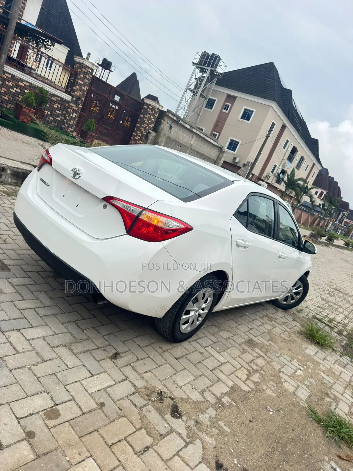 Toyota Corolla 2015 White