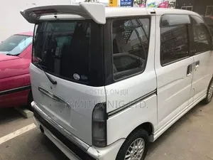 Daihatsu Hijet 2000 White