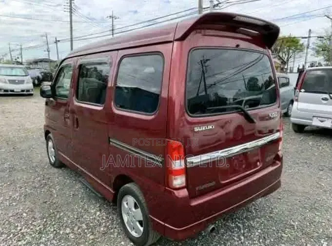 Suzuki Every 2005 Red
