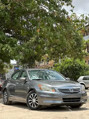 Honda Accord 2012 Gray