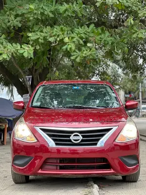 Nissan Versa 2014 Red