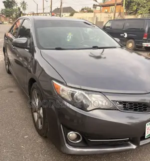 Toyota Camry 2014 Gray