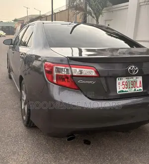 Toyota Camry 2014 Gray